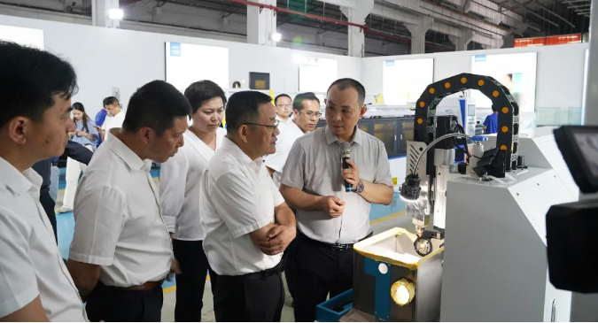 南海區委書記顧耀輝到丹灶鎮開展區域協調發展調研：首站聚焦隆信激光智能裝備發展！